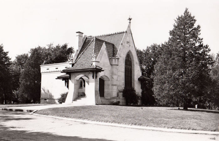 Graceland Park Cemetery